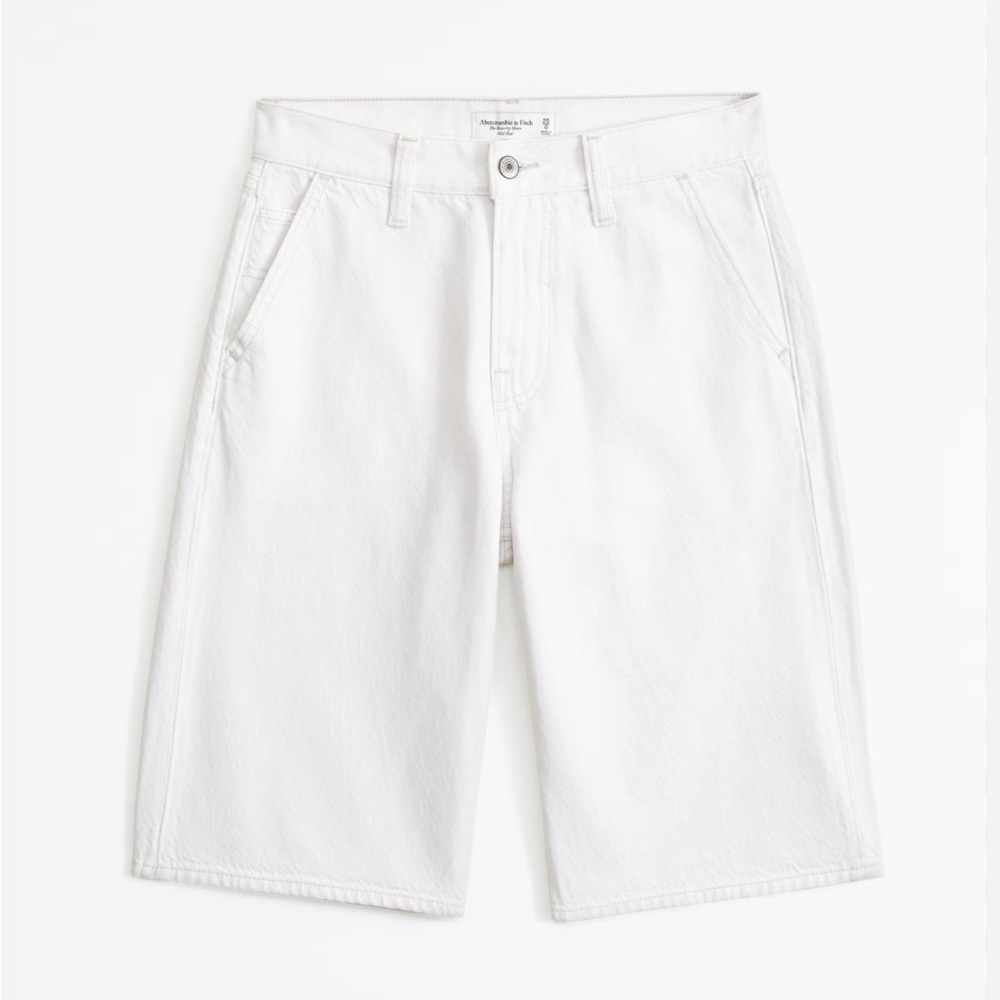 NWT Abercrombie & Fitch The Slouchy Short